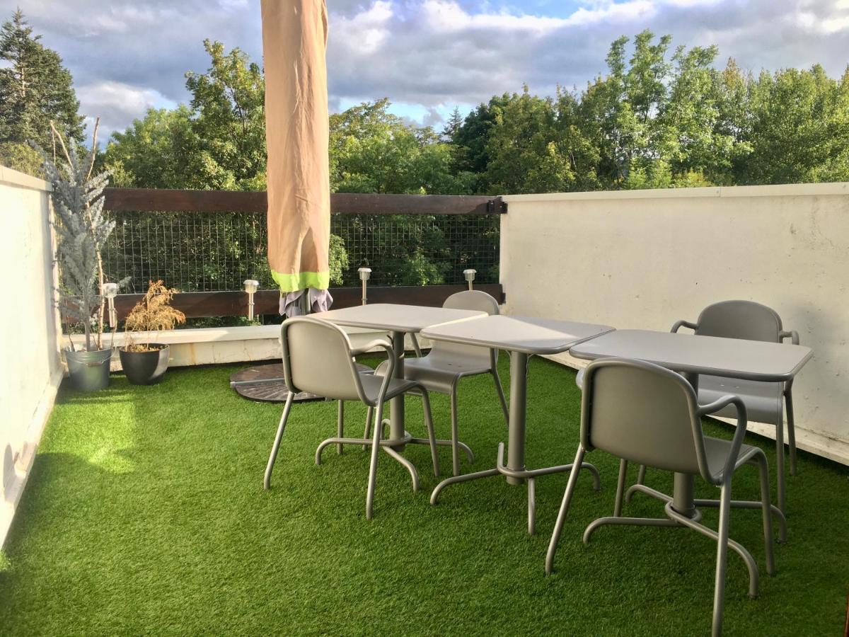 Les Terrasses Du Chateau De Murol - Studio 4P Au Pied Du Chateau De Murol Zewnętrze zdjęcie